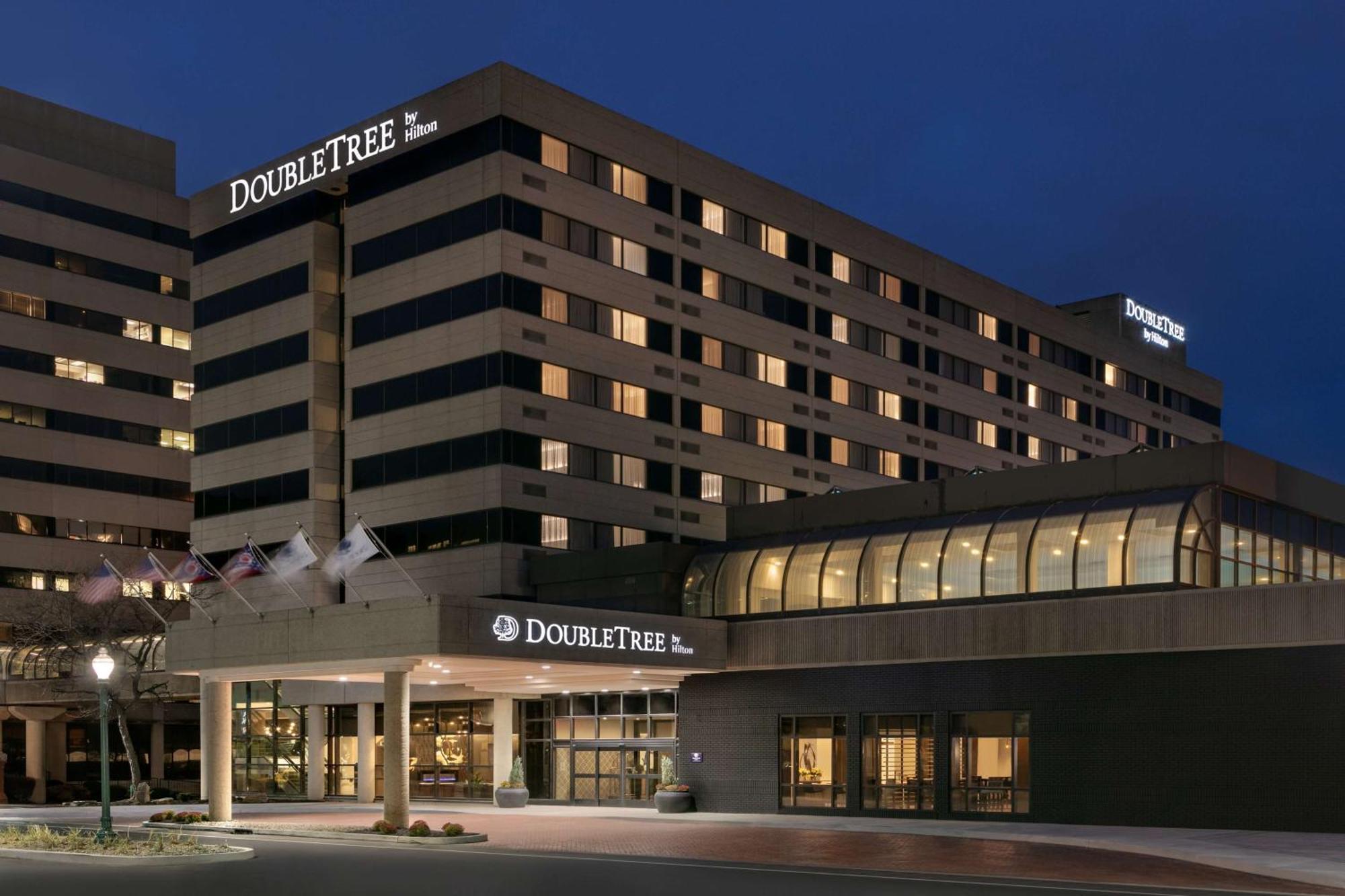 Doubletree By Hilton Downtown Hotel 4*