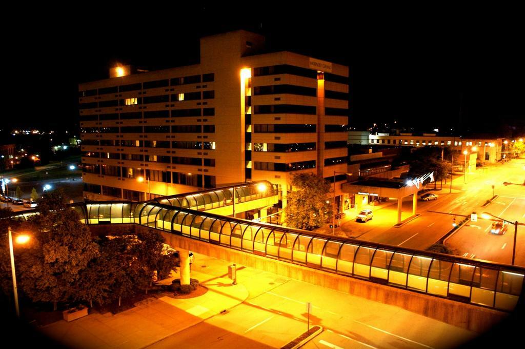 Doubletree By Hilton Downtown 4*